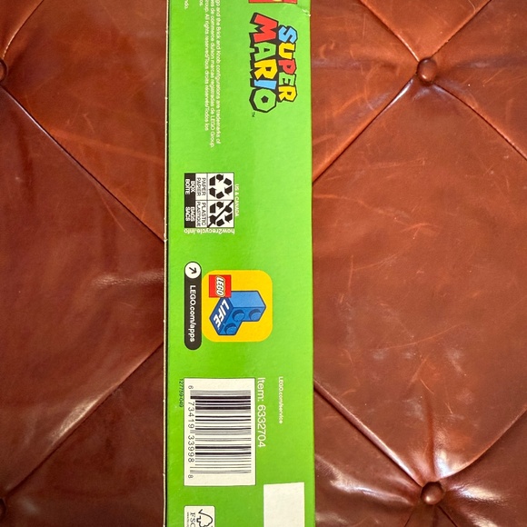 Lego - Picture 3 of 5